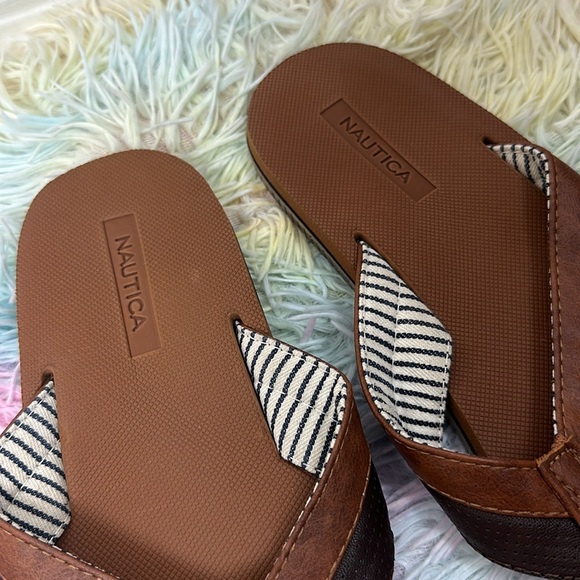 Nautica Simple Leisure Slip On Flip Flops Sandals M - Picture 2 of 4